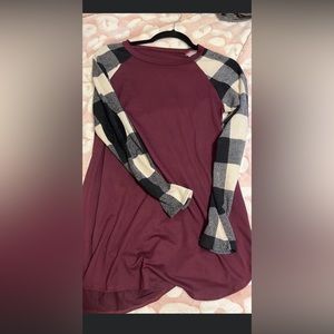 Patched elbow boutique top